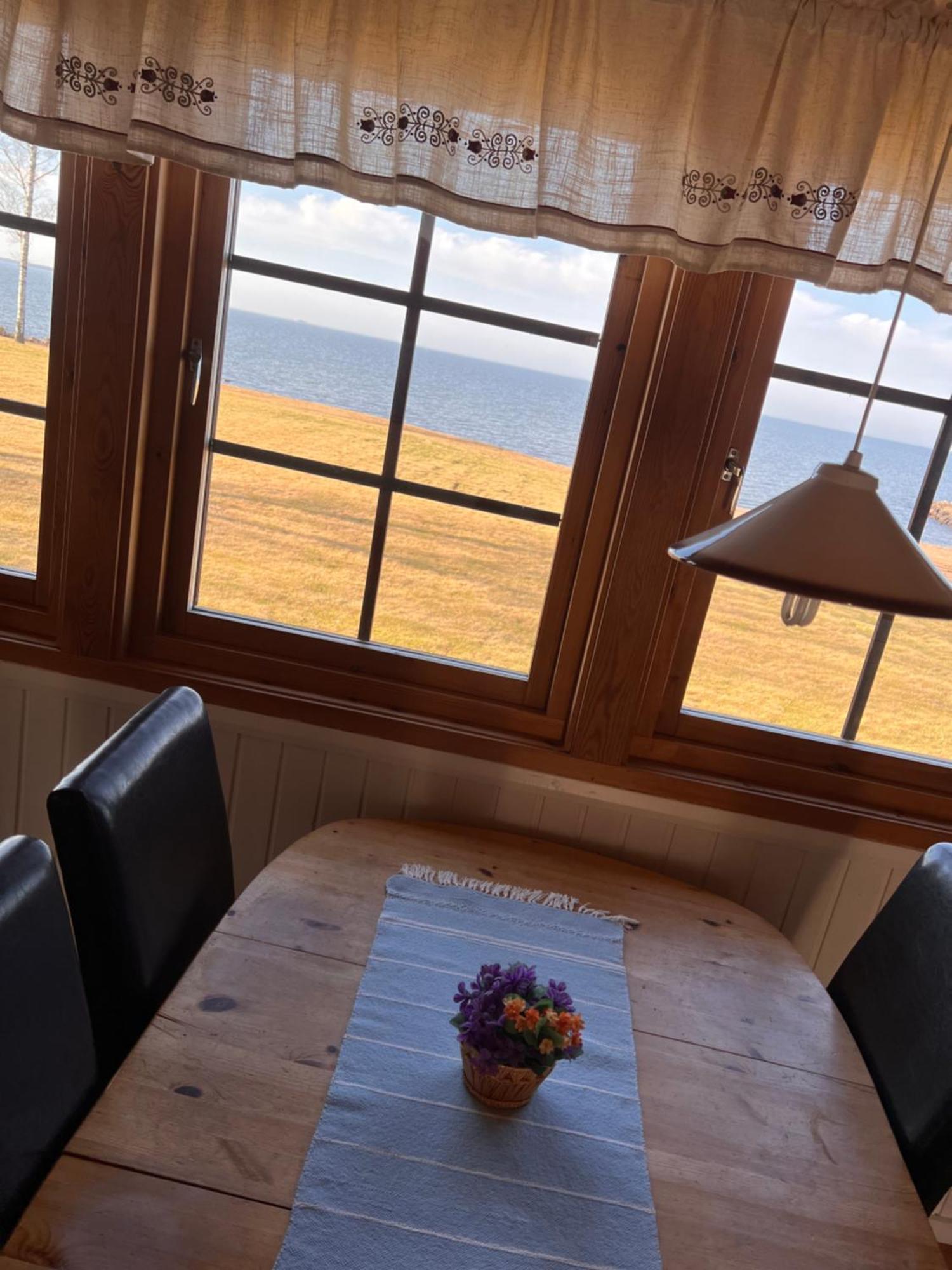 Askevikstugby Villa Sjotorp Bagian luar foto